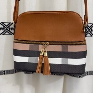 Colorblock Crossbody Bag with Tassel | Adjustable Strap Small Purse Neutral